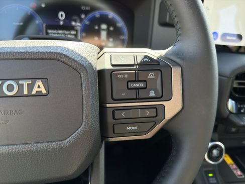 Used 2026 Toyota Land Cruiser w/ Premium Package image 25