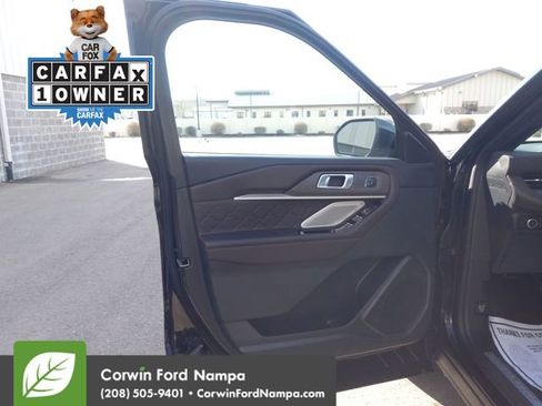 Certified 2025 Ford Explorer Platinum w/ LUX Leather Package image 10