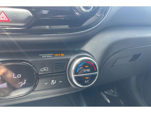 Used 2023 Kia Soul EX FWD image 31
