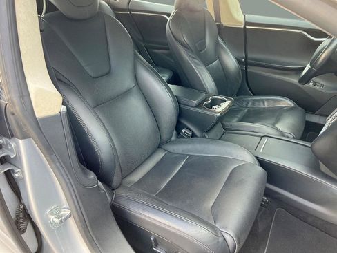 Used 2016 Tesla Model S P100D image 22