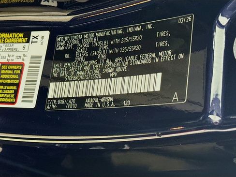 Used 2026 Toyota Highlander Platinum AWD/4WD image 33