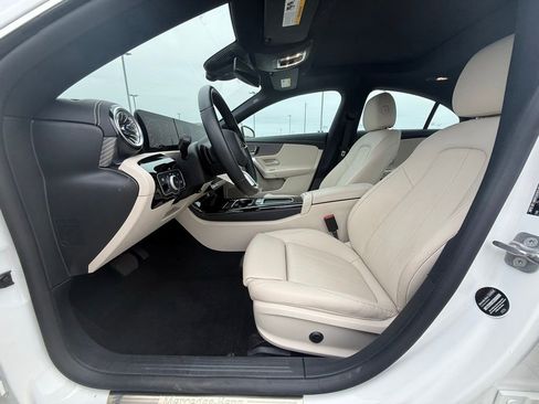 Used 2025 Mercedes-Benz CLA 250 4MATIC image 30