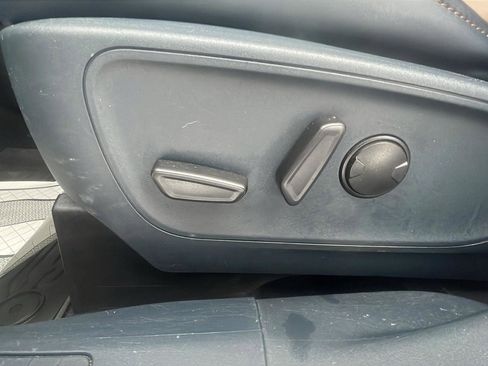 Used 2022 Ford Maverick Lariat w/ Lariat Luxury Package image 25