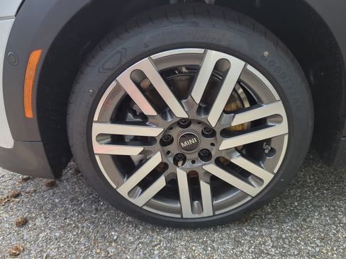 Used 2025 MINI Cooper S image 12