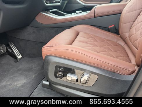 Used 2026 BMW X5 xDrive50e w/ M Sport Package AWD/4WD image 11