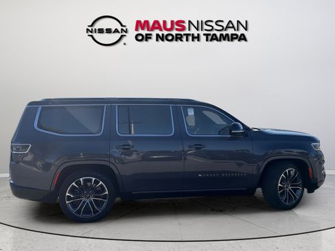 Used 2024 Jeep Grand Wagoneer Series III AWD/4WD image 9