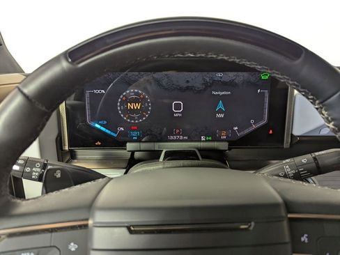 Used 2024 GMC Hummer EV 3X w/ Omega Edition image 9