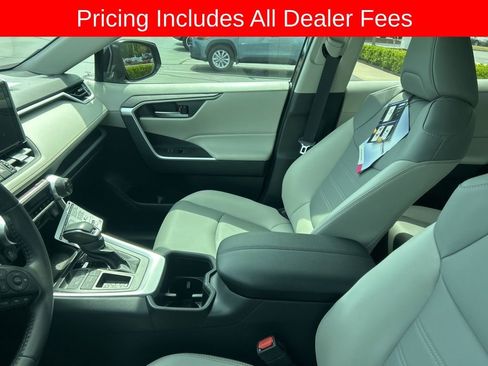 Used 2024 Toyota RAV4 XLE Premium FWD image 10