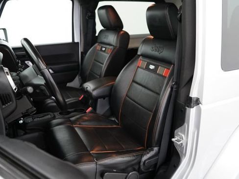 Used 2011 Jeep Wrangler Sahara w/ Dual Top Group image 12