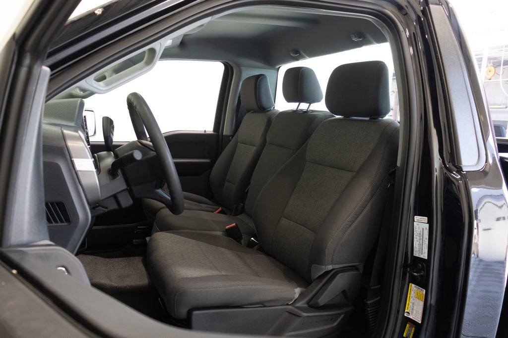 Used 2025 Ford F150 XL RWD image 18