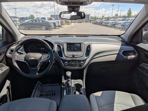 Used 2022 Chevrolet Equinox LS w/ LPO, Floor Liner Package AWD/4WD image 27