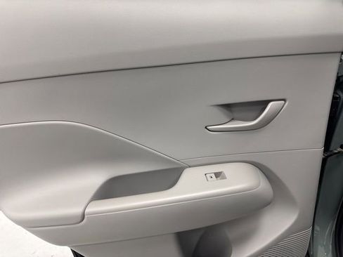 Used 2024 Hyundai Kona SEL image 23