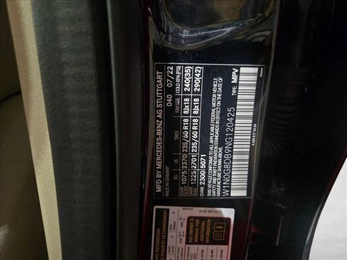 Certified 2022 Mercedes-Benz GLC 300 image 22