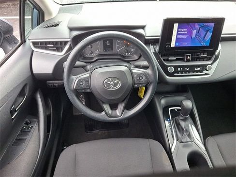 Used 2024 Toyota Corolla LE image 11