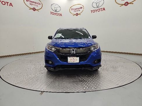 Used 2021 Honda HR-V Sport image 4
