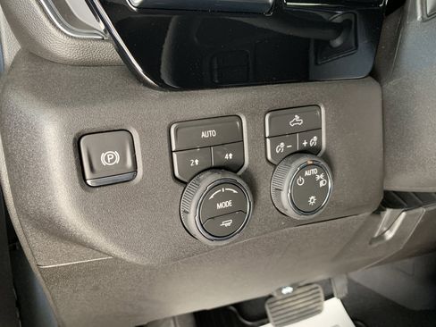 New 2026 Chevrolet Silverado 1500 LT image 24