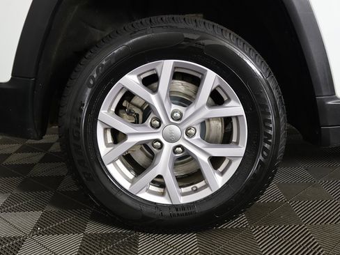 Used 2022 Jeep Grand Cherokee L Limited image 21