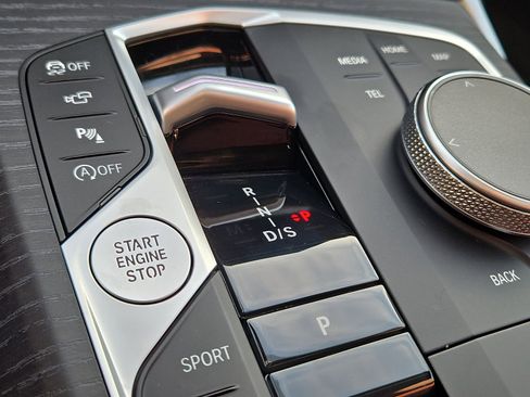 Certified 2025 BMW 330i xDrive 330i xDrive image 16