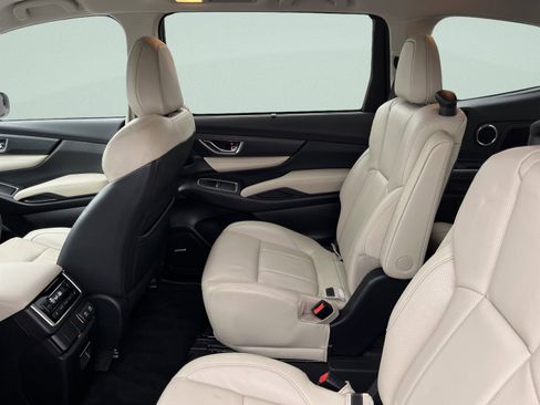 Used 2022 Subaru Ascent Limited w/ Technology Package image 23