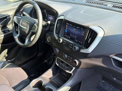 Used 2023 GMC Terrain SLT AWD/4WD image 27