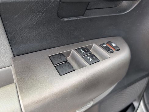 Used 2013 Toyota Sequoia SR5 image 9