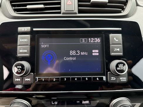Used 2017 Honda CR-V LX image 28