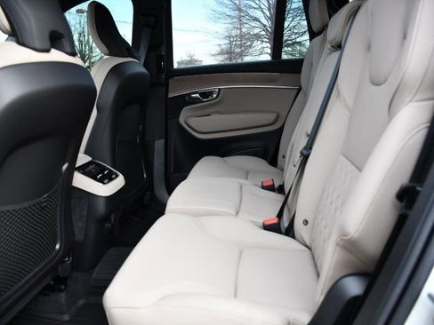 New 2026 Volvo XC90 B6 Plus w/ Protection Package Premier AWD/4WD image 15