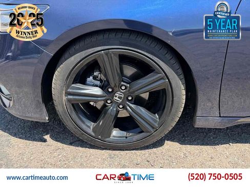 Used 2018 Honda Accord Touring image 5