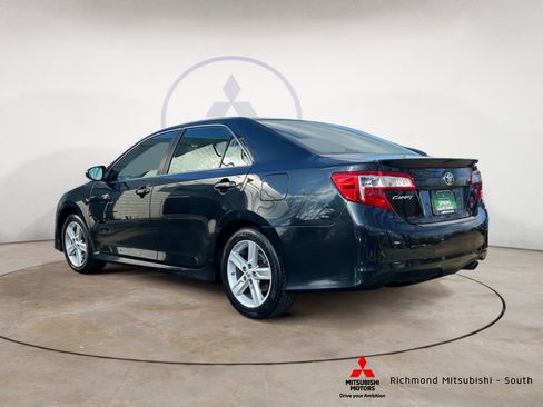 Used 2013 Toyota Camry SE image 5