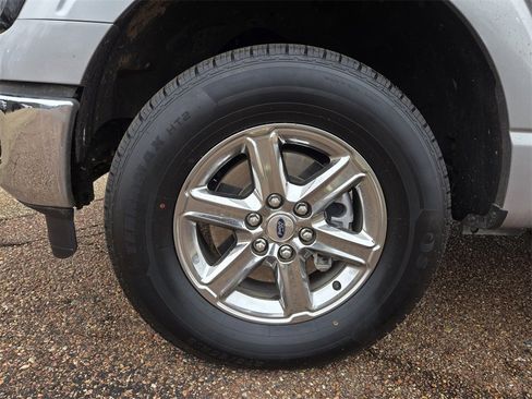 Used 2024 Ford F150 XLT w/ Mobile Office Package image 27