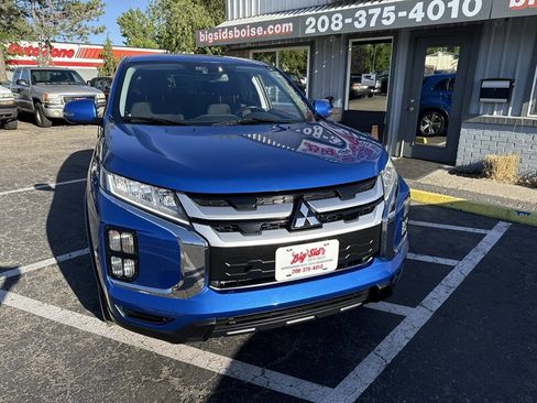 Used 2020 Mitsubishi Outlander Sport SE AWD/4WD image 12