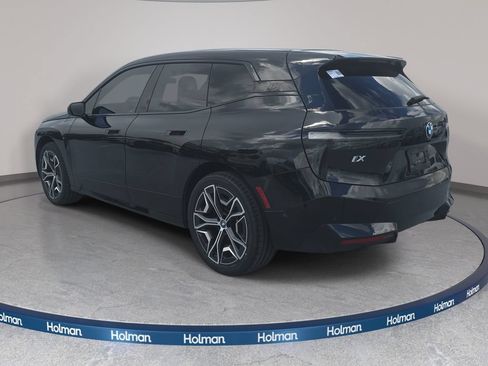 Certified 2024 BMW iX xDrive50 w/ Premium Package AWD/4WD image 7