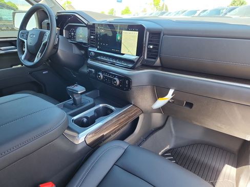 New 2026 Chevrolet Silverado 1500 LT Trail Boss w/ LT Trail Boss Premium Package AWD/4WD image 14