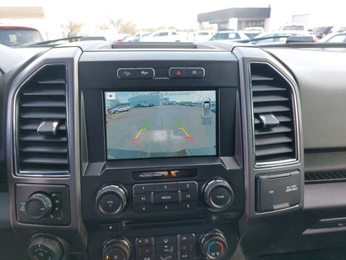 Used 2018 Ford F150 XLT w/ Equipment Group 302A Luxury image 26