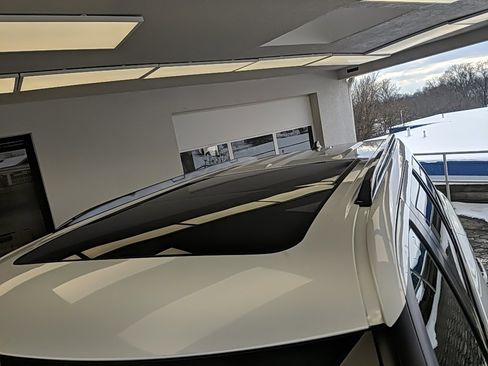 Used 2024 Toyota Sequoia Platinum image 10