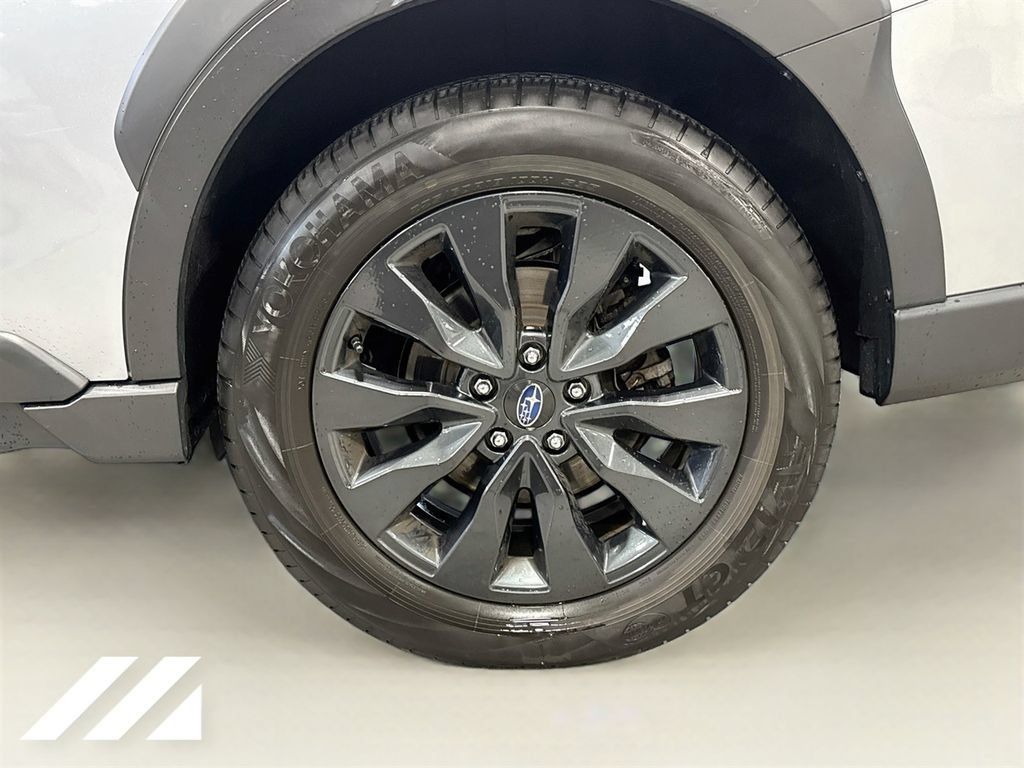 Used 2024 Subaru Outback Onyx Edition AWD/4WD image 33
