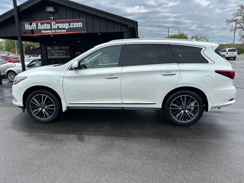 Used 2016 INFINITI QX60 Luxe w/ Premium Plus Package AWD/4WD image 6