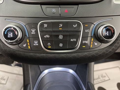 Used 2024 Chevrolet Malibu LT image 26