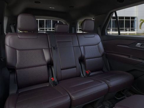 New 2026 Ford Explorer Platinum image 11