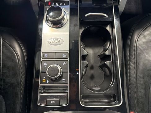 Used 2021 Land Rover Range Rover Autobiography image 23