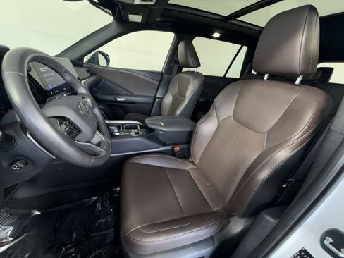 Used 2024 Lexus TX 350 AWD w/ Technology Package image 13