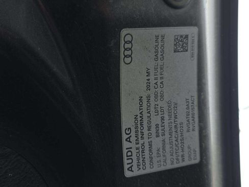 Used 2024 Audi Q3 2.0T Premium Plus w/ Premium Plus Package AWD/4WD image 17