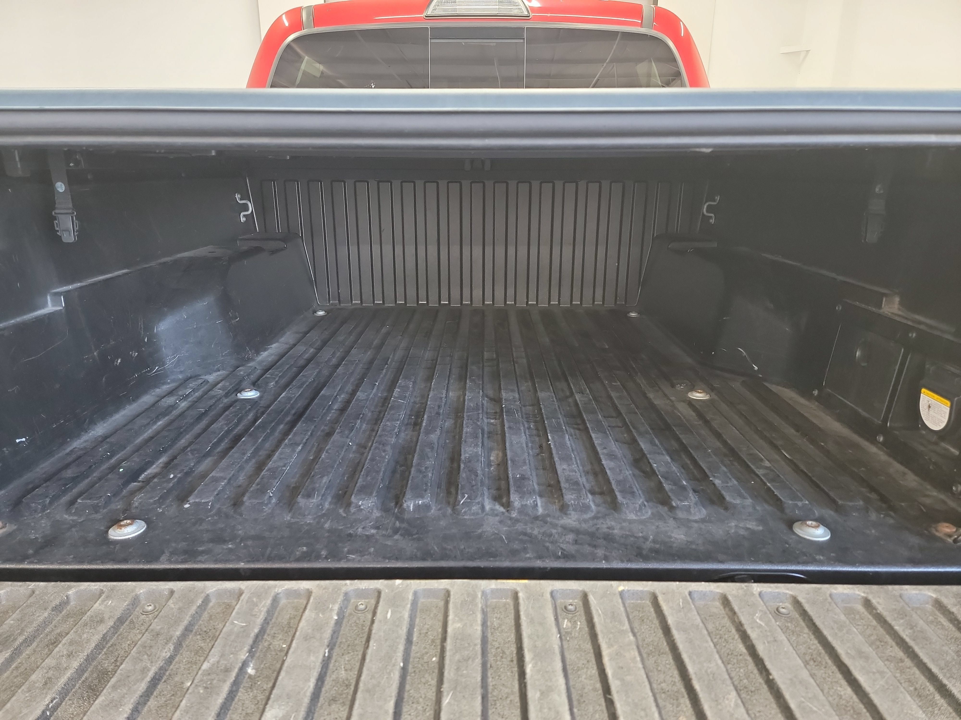 Used 2019 Toyota Tacoma TRD Sport AWD/4WD image 25