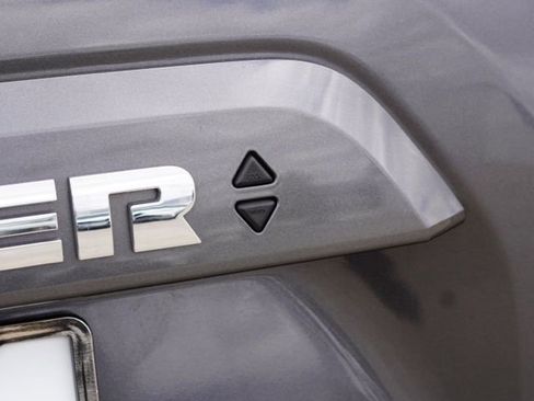 Used 2023 Toyota 4Runner SR5 Premium w/ Moonroof Package RWD image 10