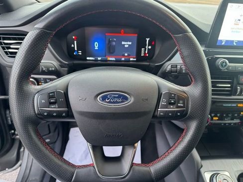 Used 2024 Ford Escape ST-Line image 15