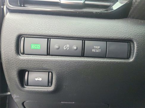 Used 2021 Nissan Sentra SR image 29