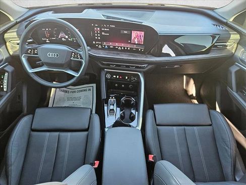 Used 2025 Audi Q5 Premium Plus image 15