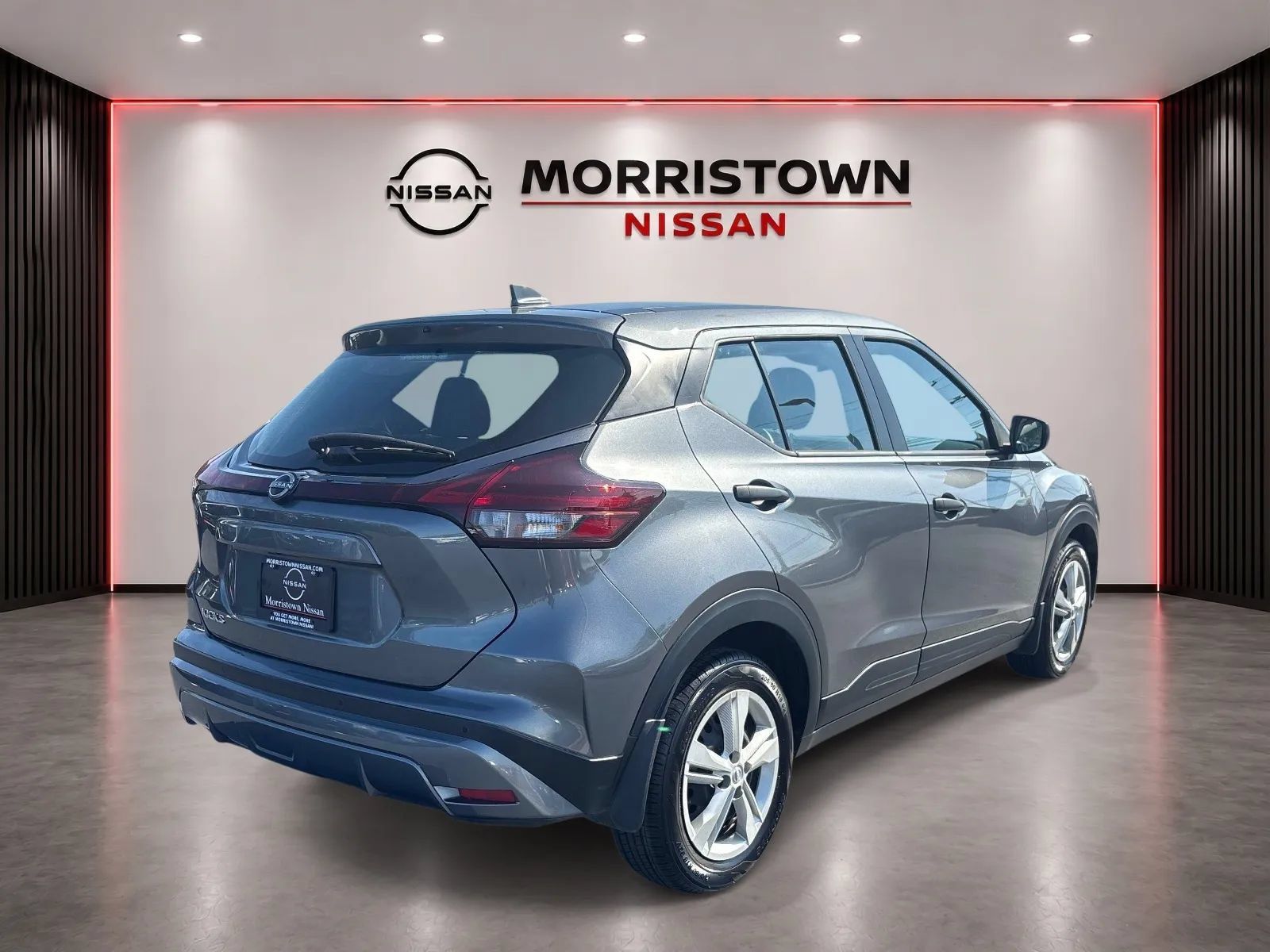 Used 2024 Nissan Kicks S FWD image 3