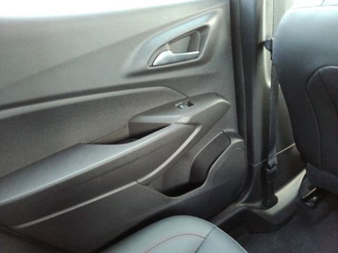 Used 2024 Chevrolet Trax RS image 26