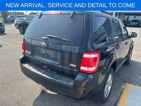 Used 2011 Ford Escape XLT w/ Canadian Winter Pkg FWD image 9